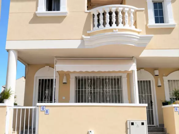 4-bedroom Villa In Almoradi, Spain (210 M²)