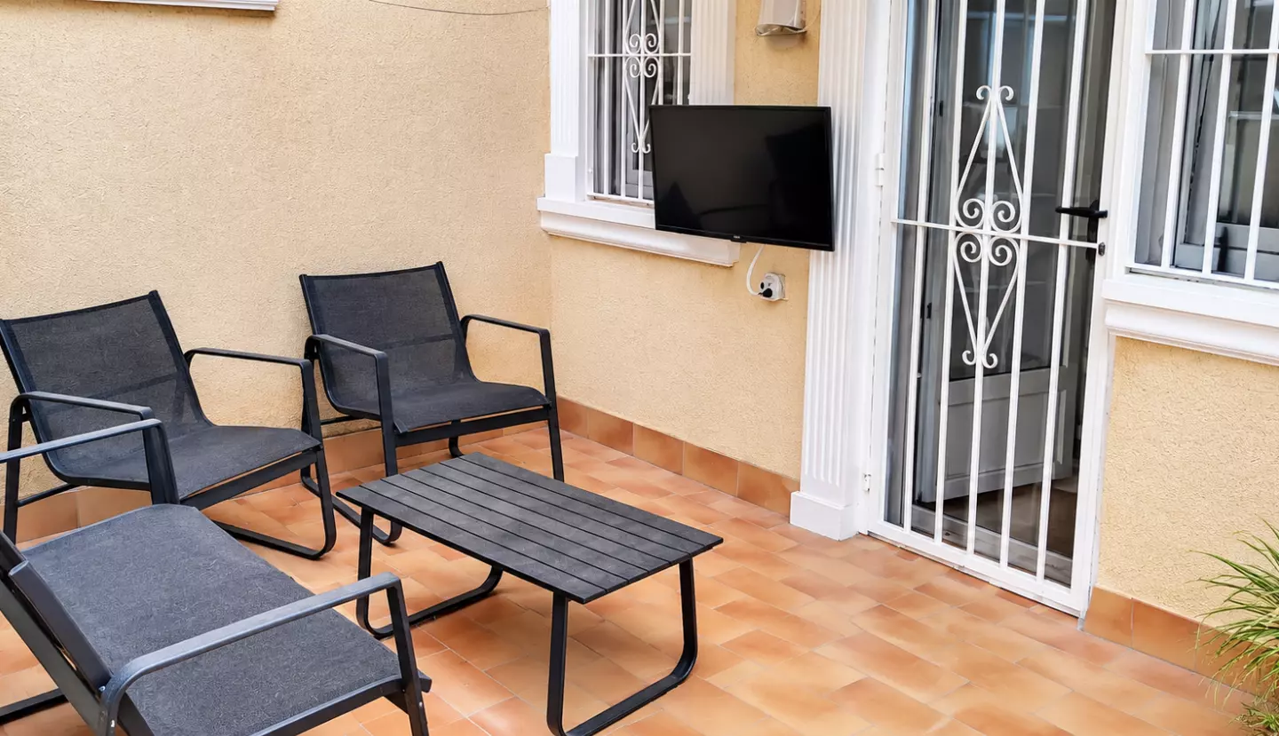 4-bedroom Villa In Almoradi, Spain (210 M²)