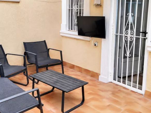 4-bedroom Villa In Almoradi, Spain (210 M²)