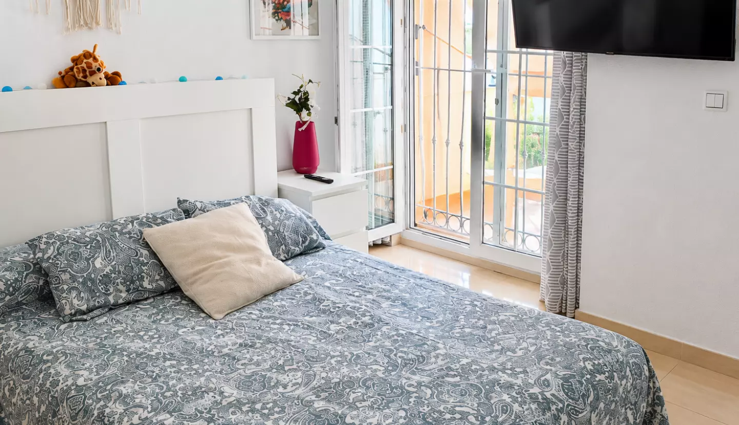 4-bedroom Villa In Almoradi, Spain (210 M²)