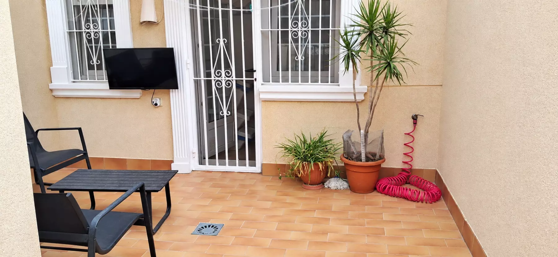 4-bedroom Villa In Almoradi, Spain (210 M²)