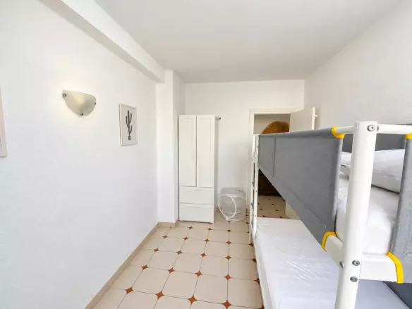 3-bedroom Apartment In Jávea, Spain (80 M²)