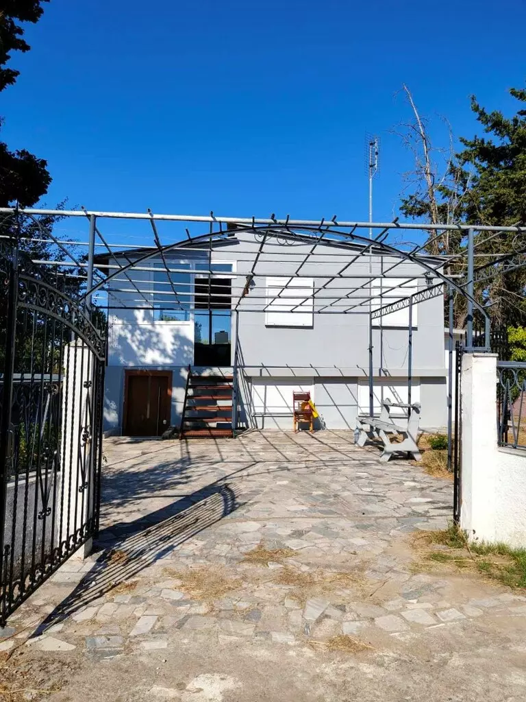 bi54bs0bvgy-f6cb40 4-bedroom Detached House In Michaniona, Greece (102 M²)