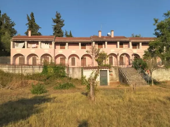 Complex In Corfu, Greece (400 M²)