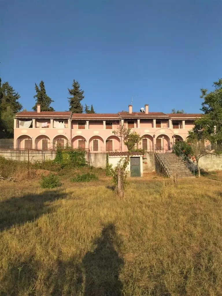 Complex In Corfu, Greece (400 M²)