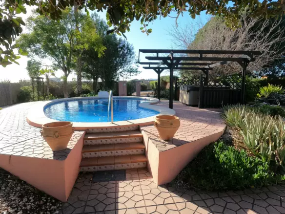 3-bedroom Country House In Orihuela, Spain (110 M²)