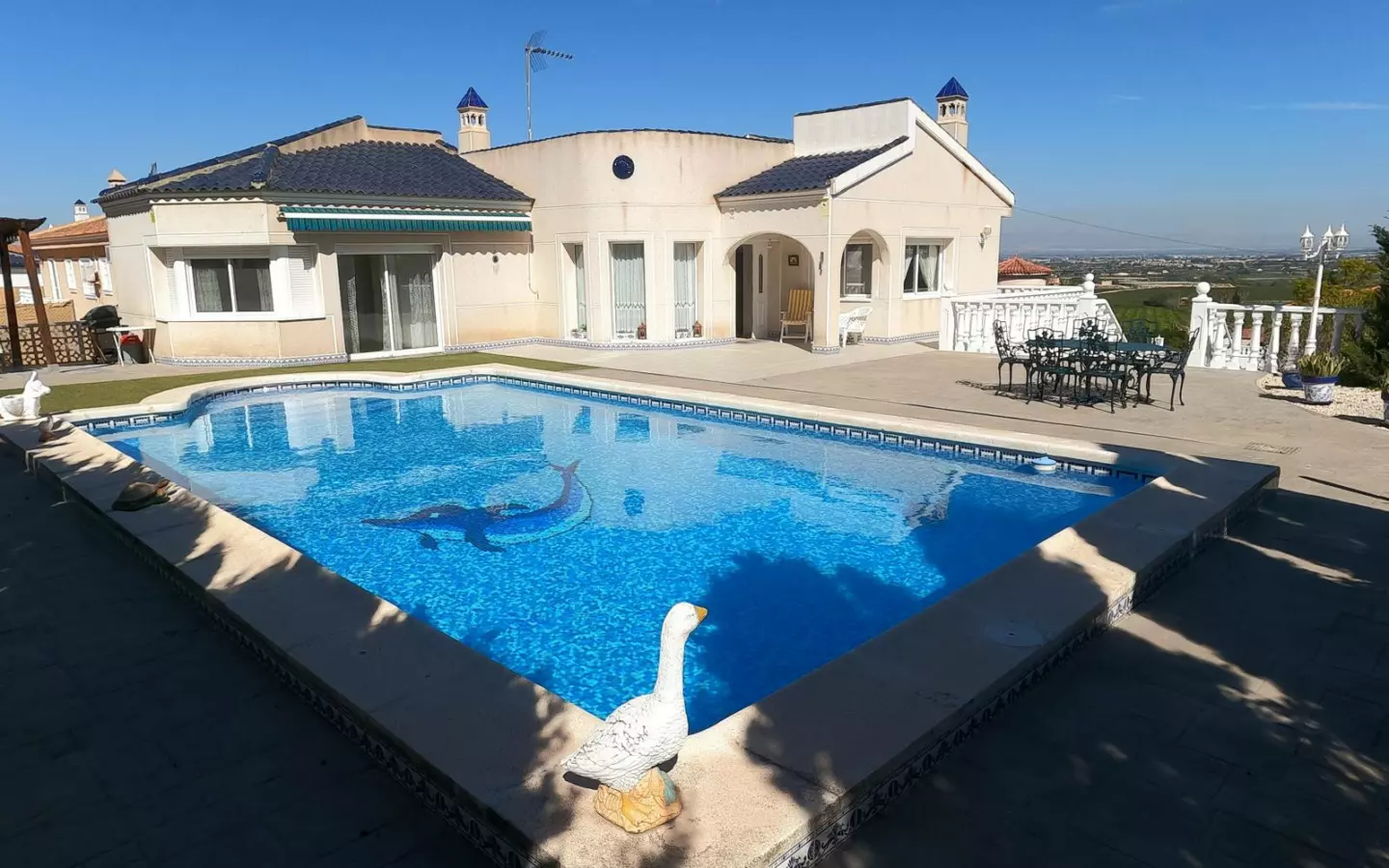 4-bedroom Villa In Algorfa, Spain (254 M²)