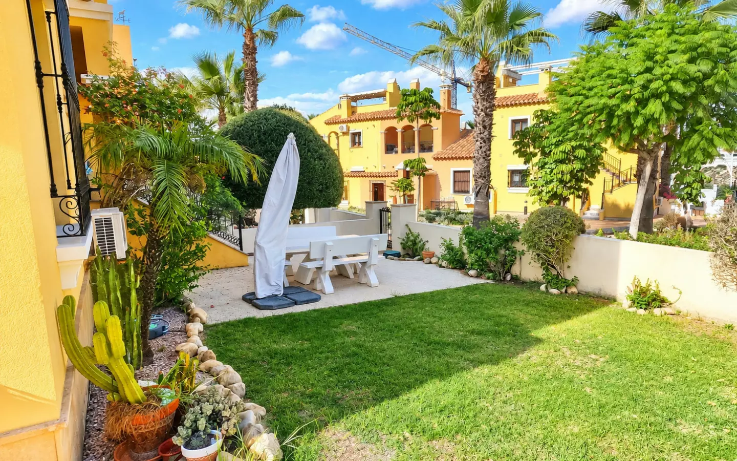2-bedroom Apartment In Algorfa, Spain (65 M²)