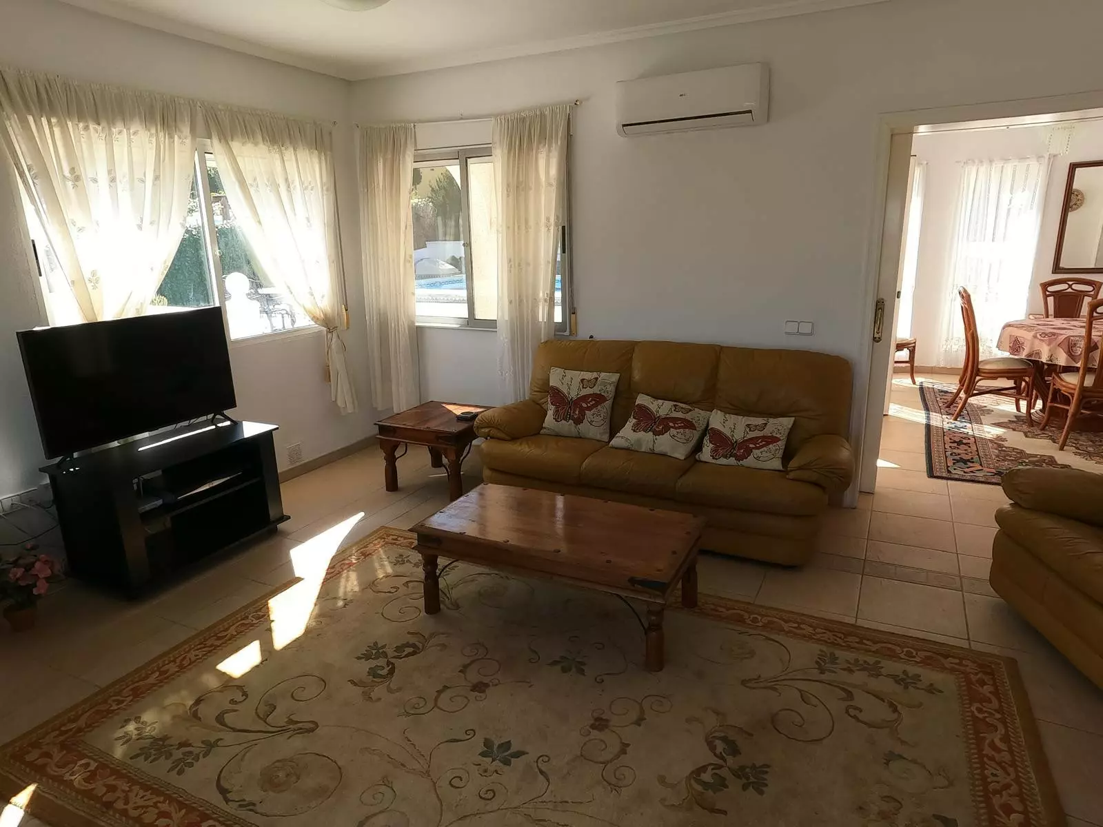 4-bedroom Villa In Algorfa, Spain (254 M²)