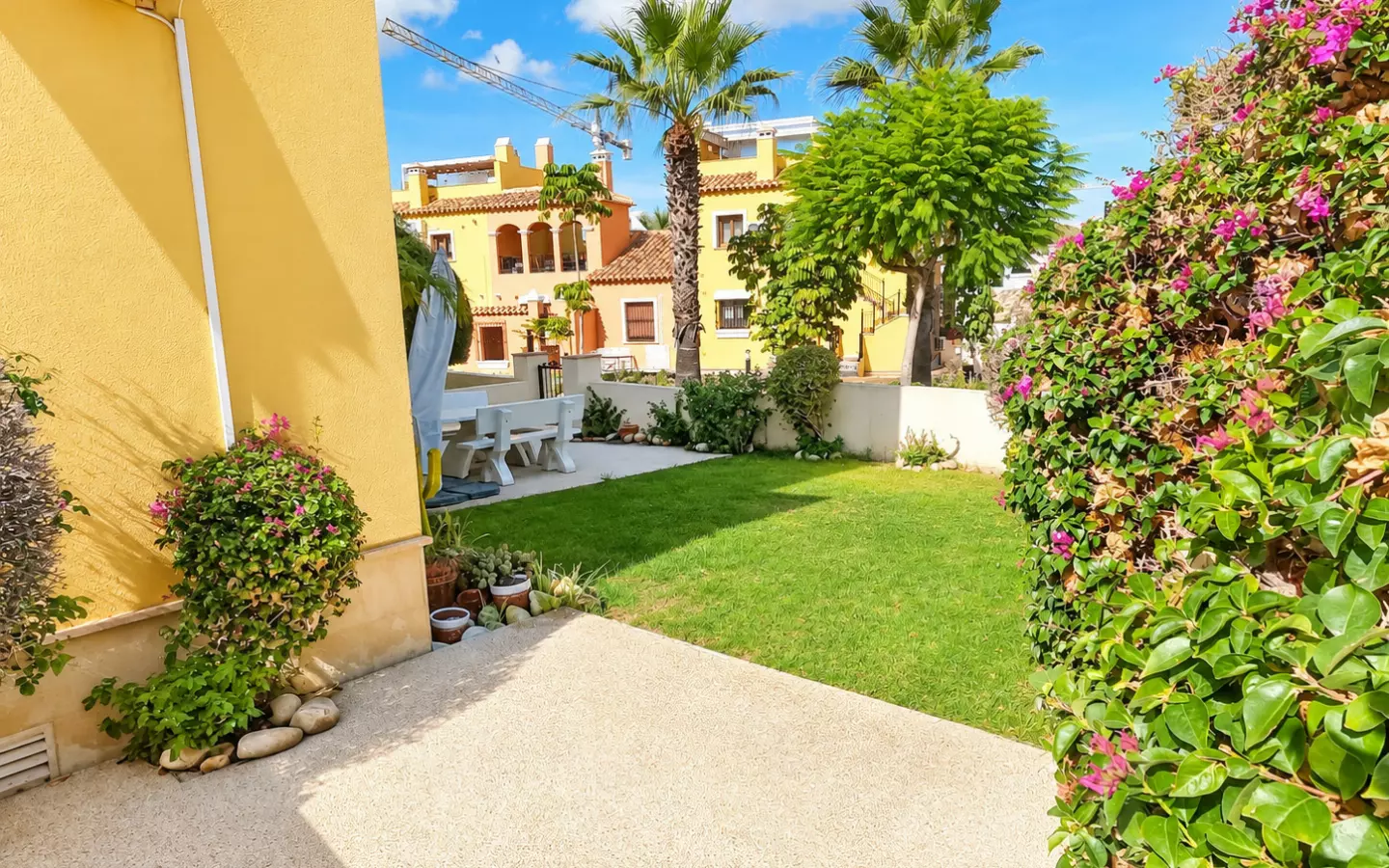 2-bedroom Apartment In Algorfa, Spain (65 M²)