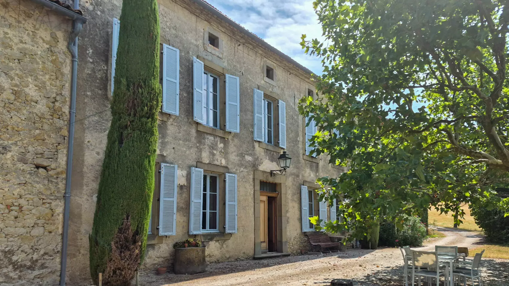 6-bedroom Country House (495 M²)