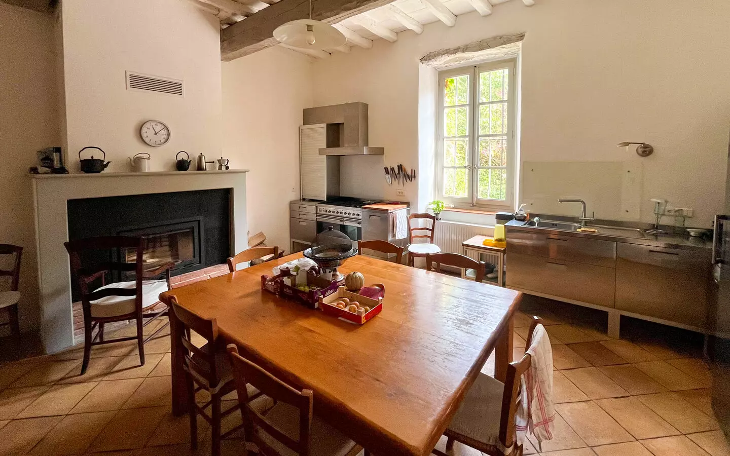 6-bedroom Country House (495 M²)