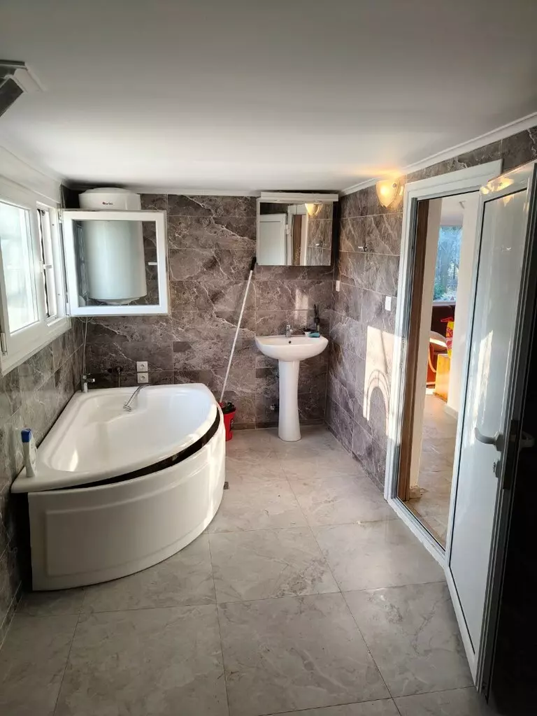 wkmmb0yb2mm-8798c2 4-bedroom Detached House In Michaniona, Greece (102 M²)