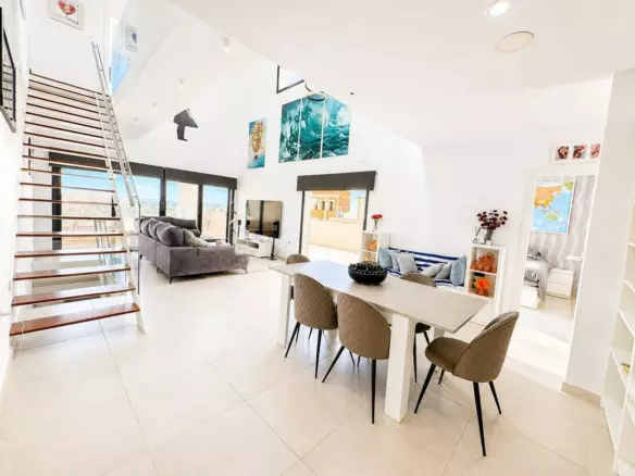 4-bedroom Villa In Benijofar, Spain (319 M²)
