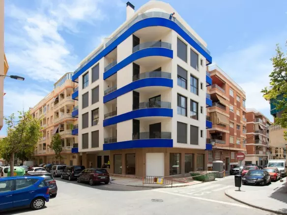 2-bedroom Apartment In Torrevieja, Spain (86 M²)