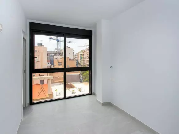 2-bedroom Apartment In Torrevieja, Spain (86 M²)