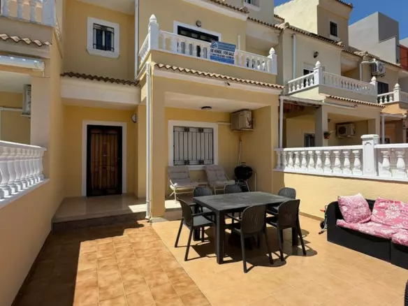 3-bedroom Town House In Orihuela, Spain (140 M²)