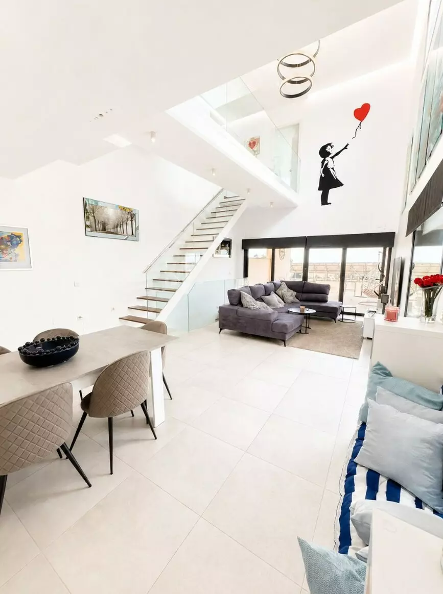 4-bedroom Villa In Benijofar, Spain (319 M²)