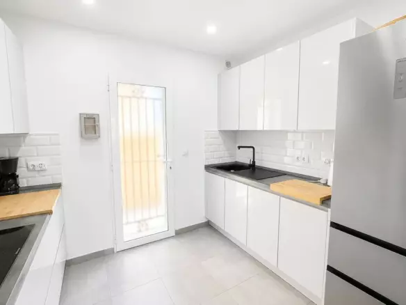 3-bedroom Town House In Orihuela, Spain (140 M²)