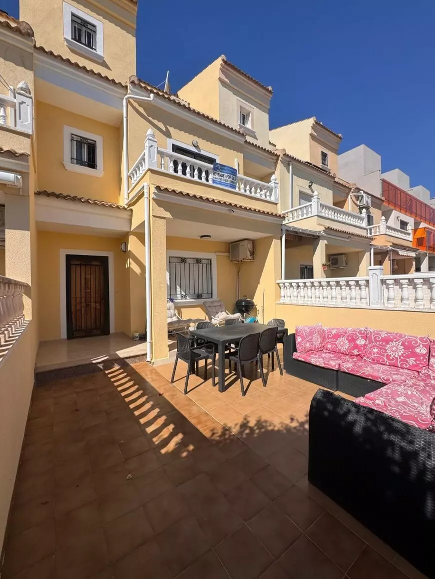 x-a673112502a08d8e1b368b84-811036 3-bedroom Town House In Orihuela, Spain (140 M²)
