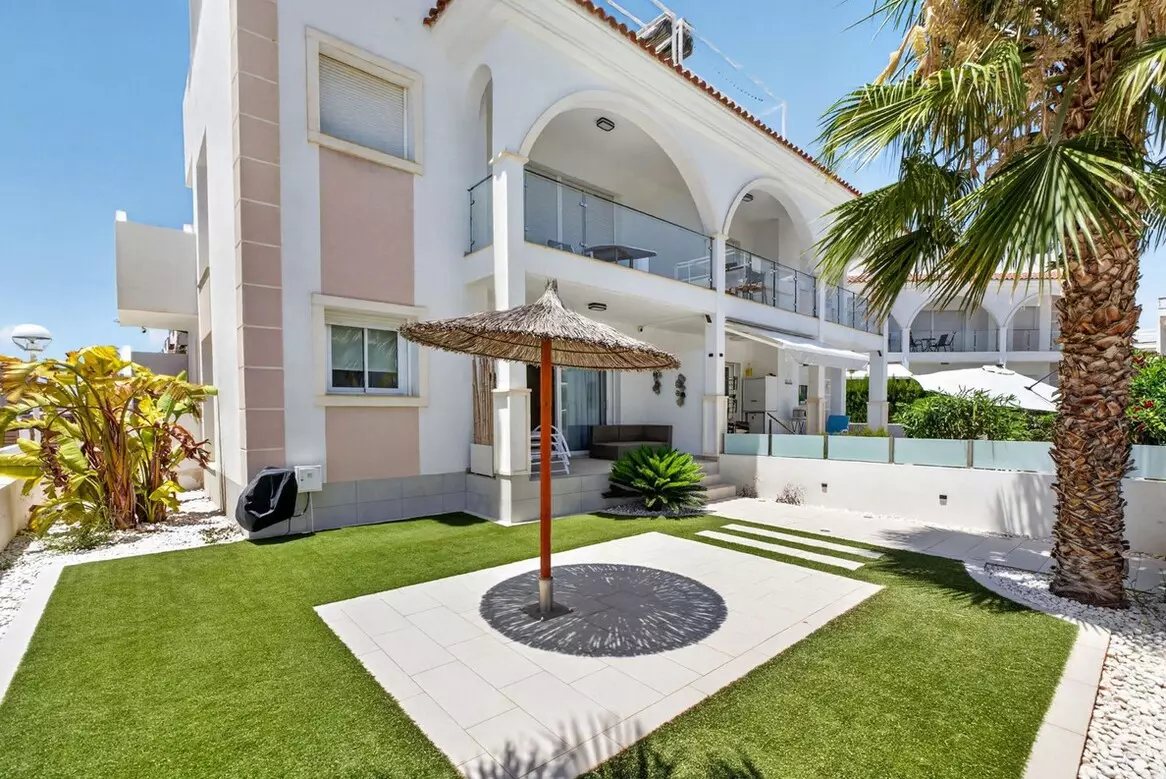 2-bedroom Apartment In Rojales, Spain (82 M²)