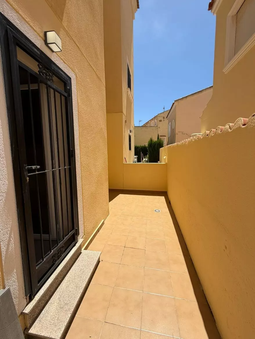 x-c5f78aadac0aec92221af05f-bfab52 3-bedroom Town House In Orihuela, Spain (140 M²)