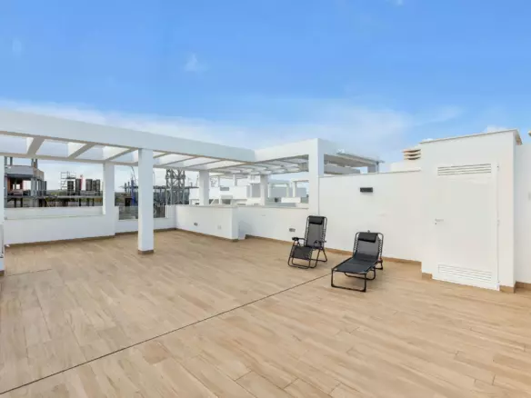2-bedroom Penthouse In Torrevieja, Spain (72 M²)