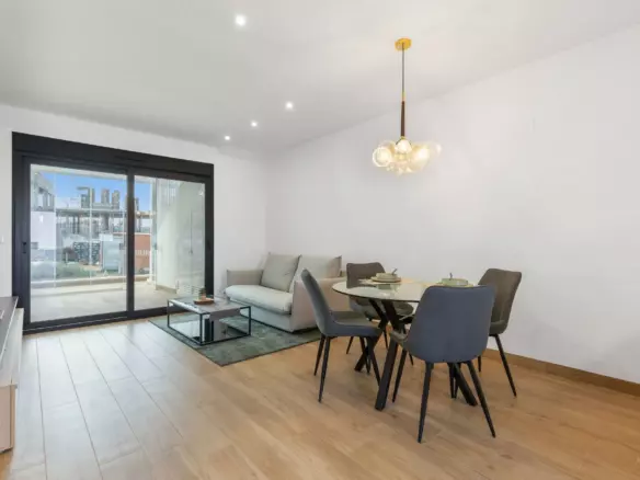 2-bedroom Penthouse In Torrevieja, Spain (72 M²)