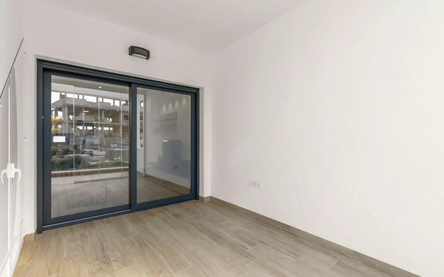 2-bedroom Penthouse In Torrevieja, Spain (72 M²)