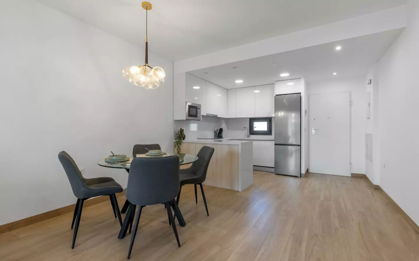 2-bedroom Penthouse In Torrevieja, Spain (72 M²)