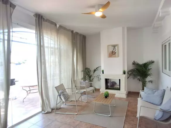 3-bedroom Town House In Orihuela Costa, Spain (63 M²)