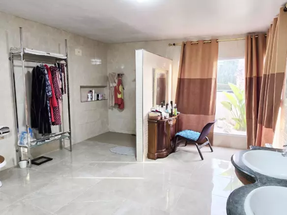 En Venta Chalet En Petrer (alicante) Zona UrbanizaciÓn Loma BadÁ
