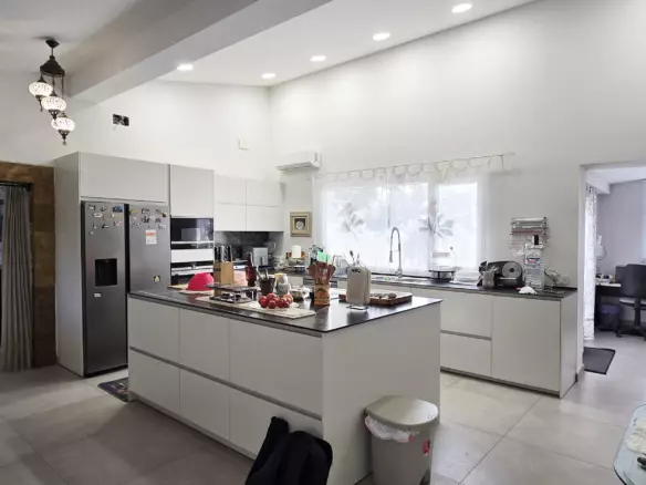 En Venta Chalet En Petrer (alicante) Zona UrbanizaciÓn Loma BadÁ