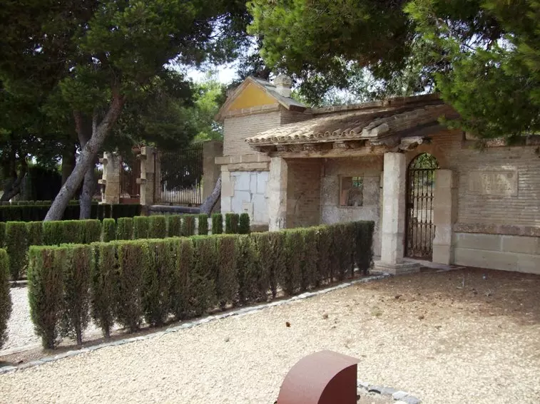 4-bedroom Country House In Ciudad Quesada, Spain (274 M²)