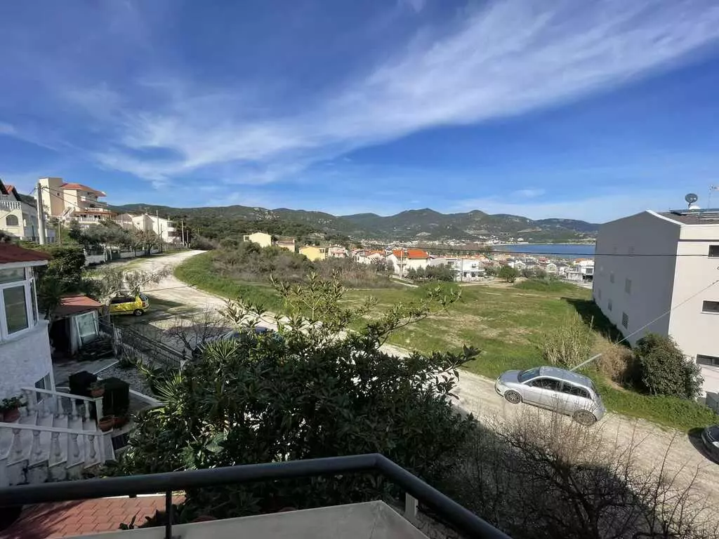 2-bedroom Detached House In Eleitheres, Greece (180 M²)