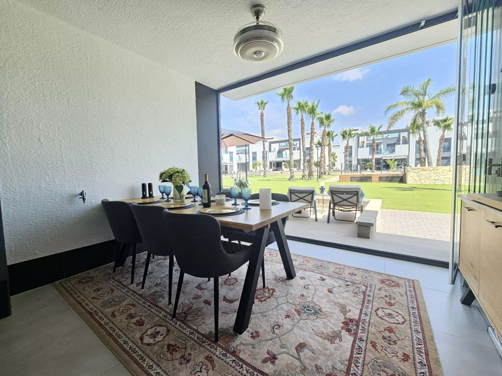 2-bedroom Apartment In Guardamar Del Segura, Spain (84 M²)