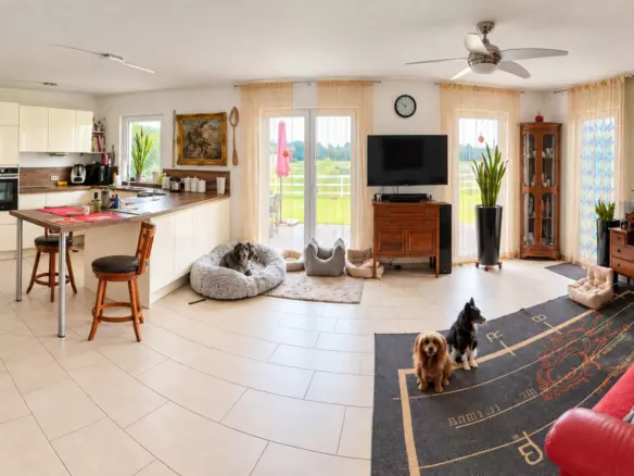 4-bedroom Property In Loxstedt, Germany (206 M²)