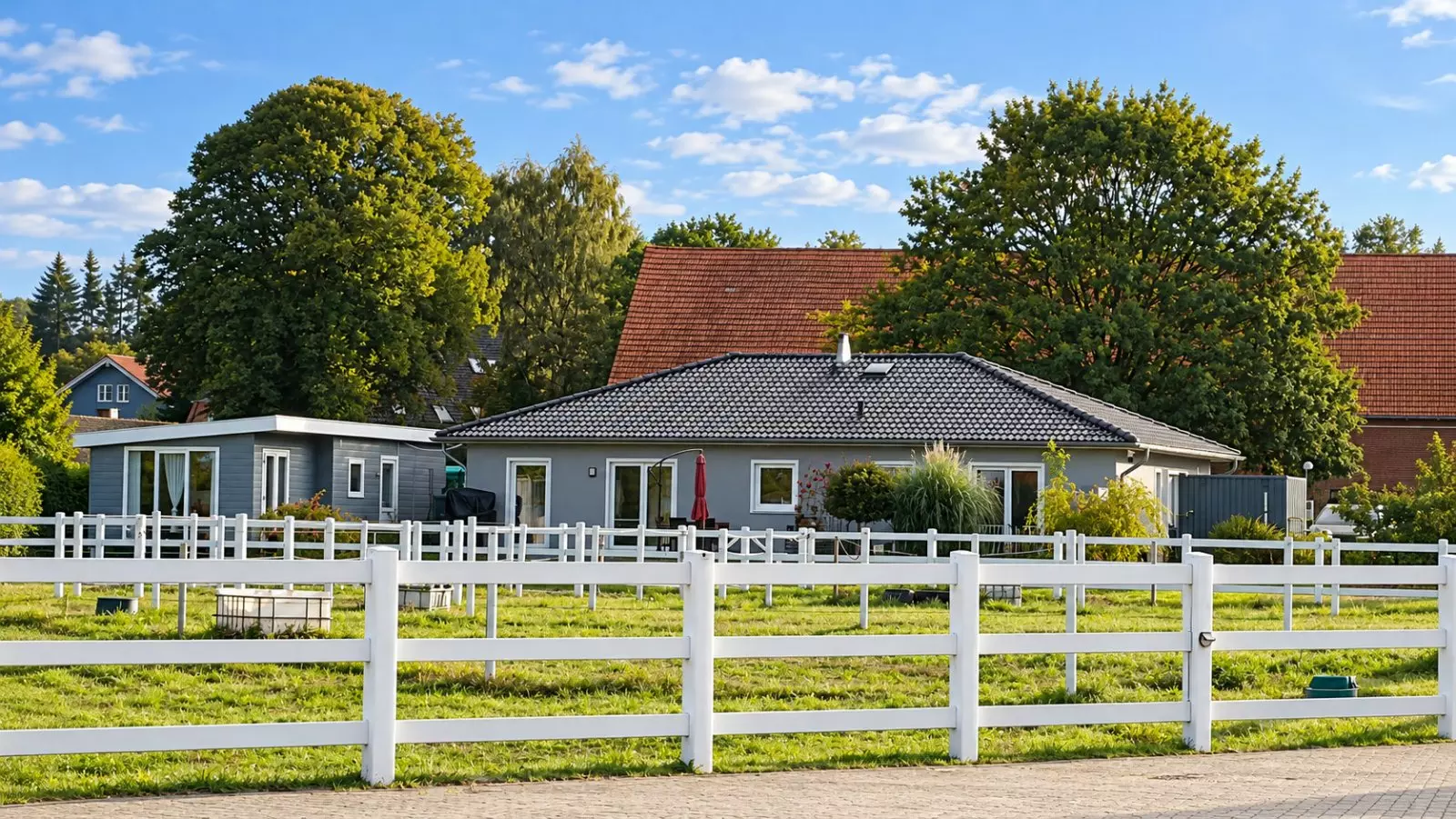 53700-1880-7-g-ab2ffb 4-bedroom Property In Loxstedt, Germany (206 M²)