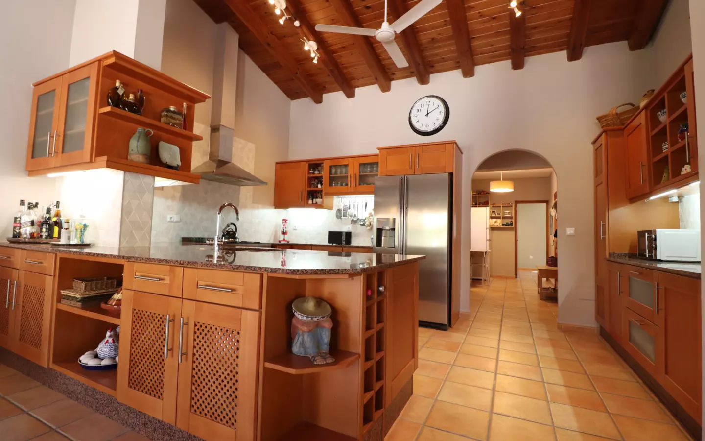 7-bedroom Country House In Catral, Spain (396 M²)
