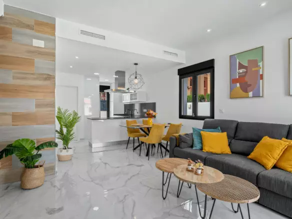 3-bedroom Villa In Torrevieja, Spain (105 M²)