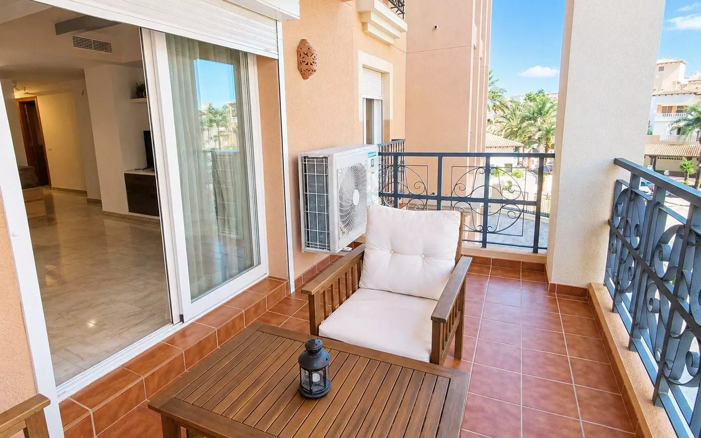 2-bedroom Property In Torrevieja, Spain (85 M²)
