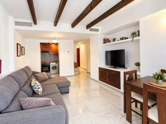 2-bedroom Property In Torrevieja, Spain (85 M²)