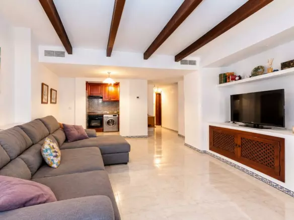 2-bedroom Property In Torrevieja, Spain (85 M²)