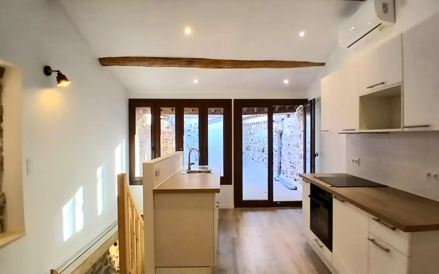 2-bedroom House In Cessenon Sur Orb, France (55 M²)