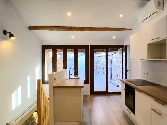 2-bedroom House In Cessenon Sur Orb, France (55 M²)