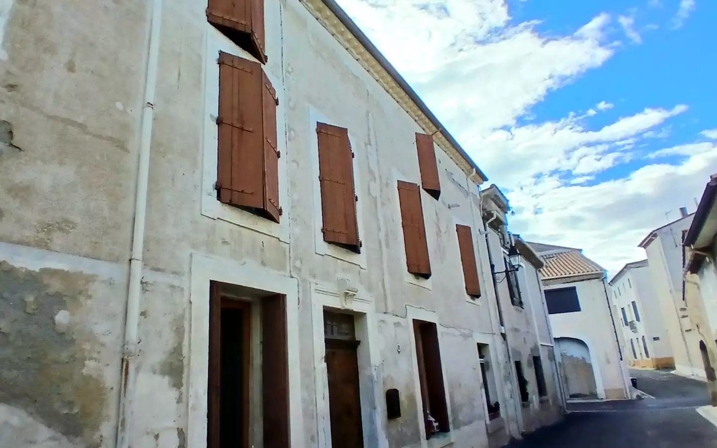 4-bedroom House In Capestang, France (143 M²)