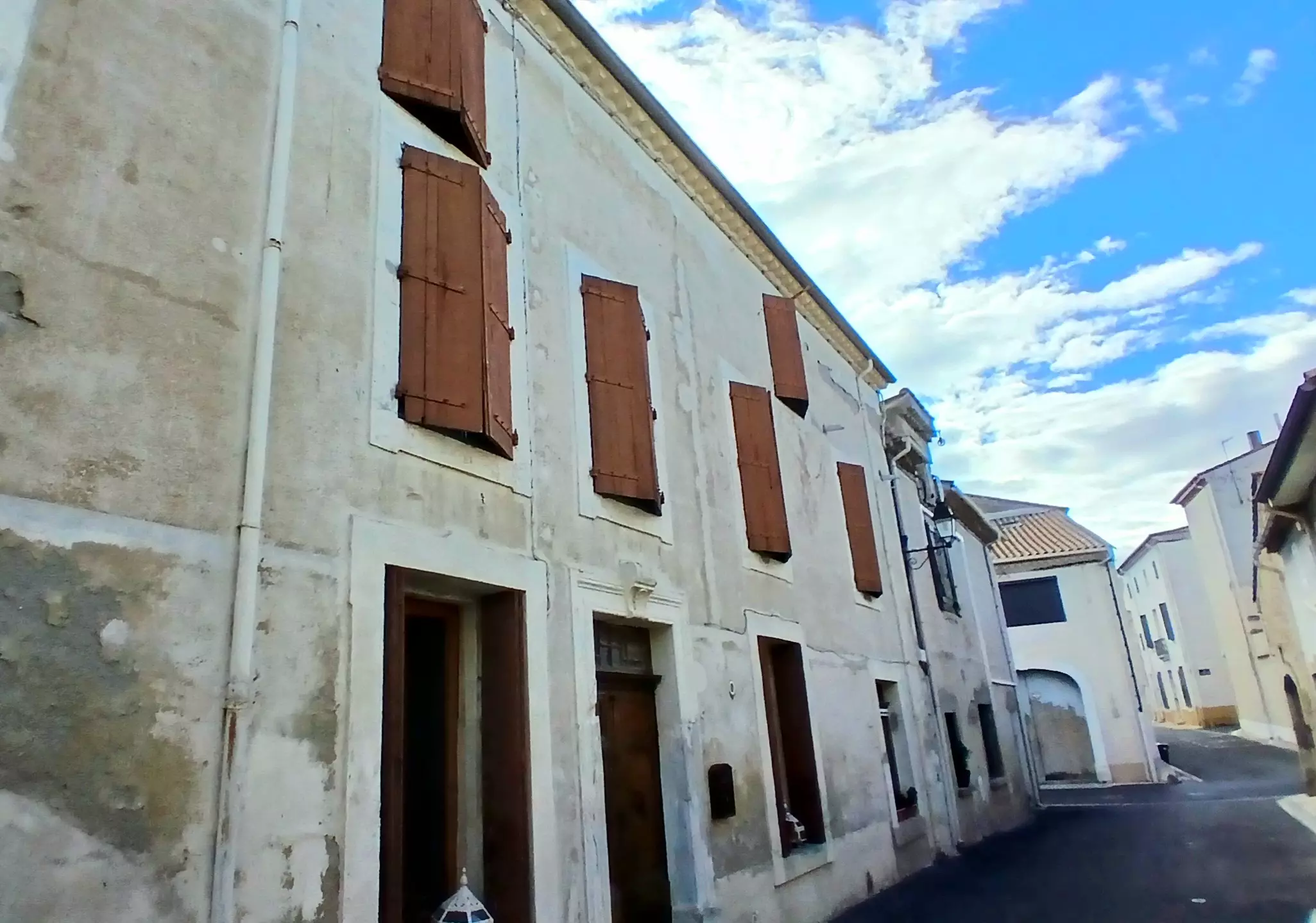 4-bedroom House In Capestang, France (143 M²)