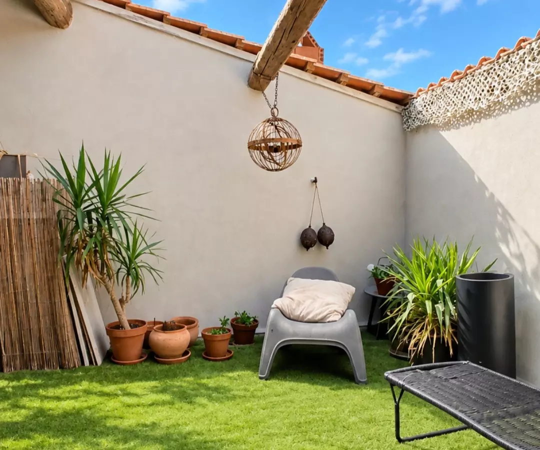 4-bedroom House In Capestang, France (143 M²)