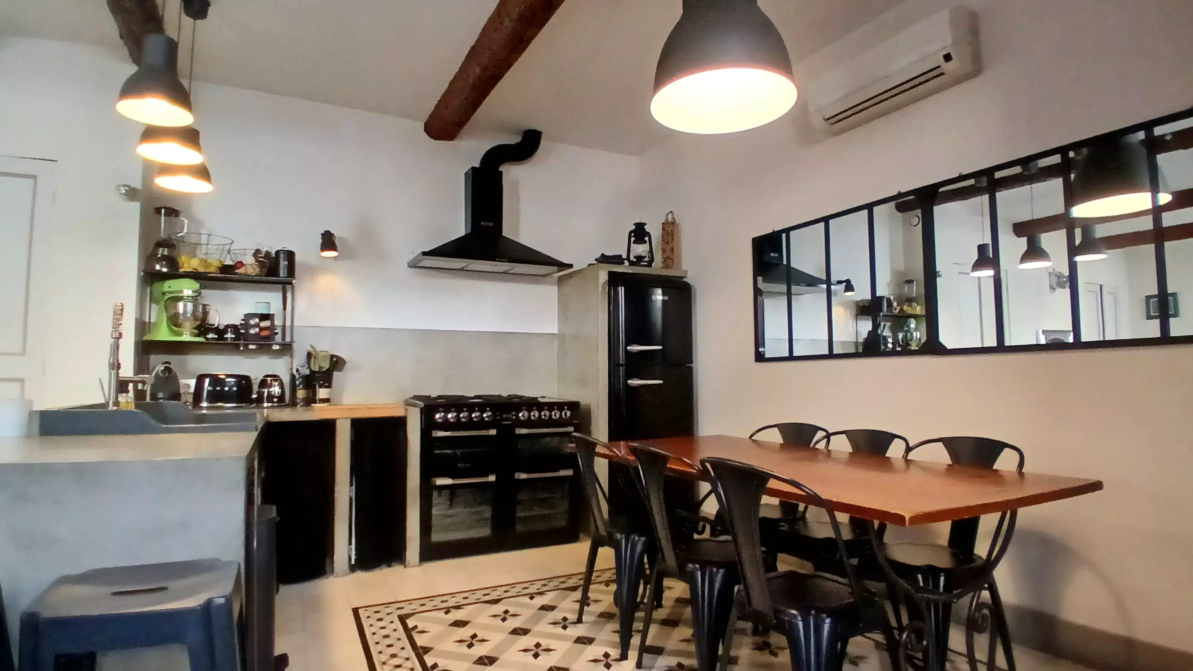 4-bedroom House In Capestang, France (143 M²)