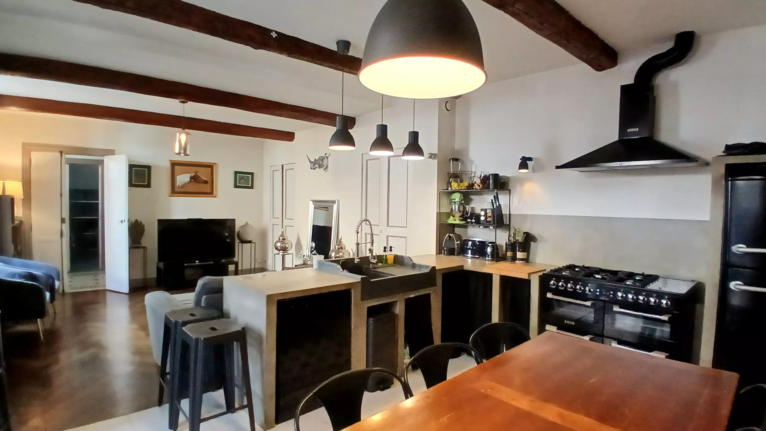 4-bedroom House In Capestang, France (143 M²)